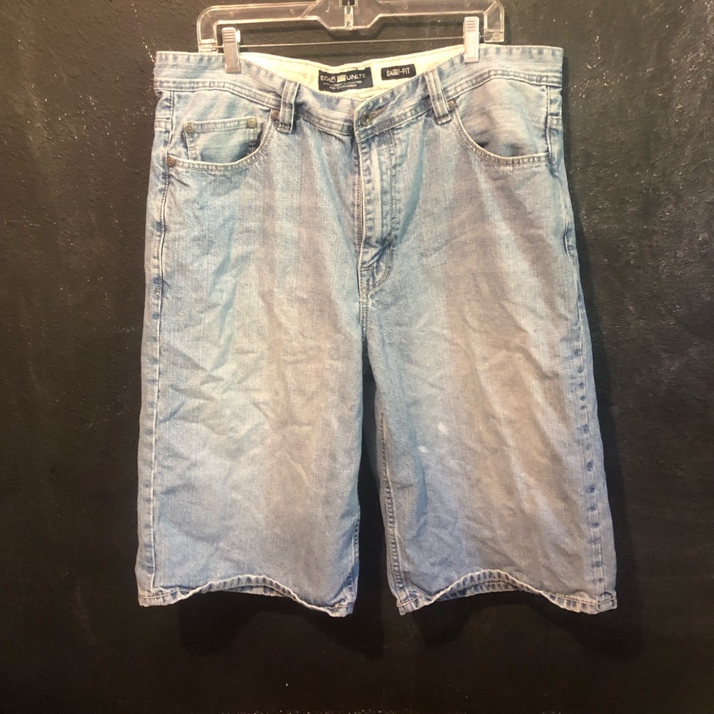 Previously Loved Ecko Men’s Baggy Jean Shorts Sz 38